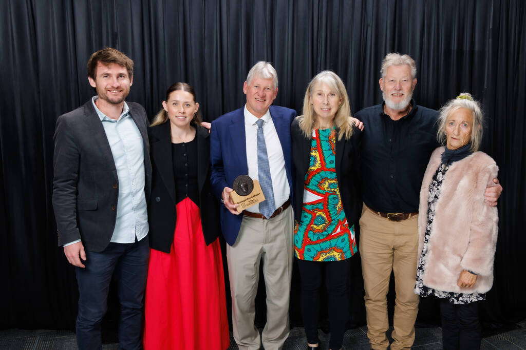 203_Ben, Kim, Jon, Sue, Sam &amp; Ngaire Tanner.jpg